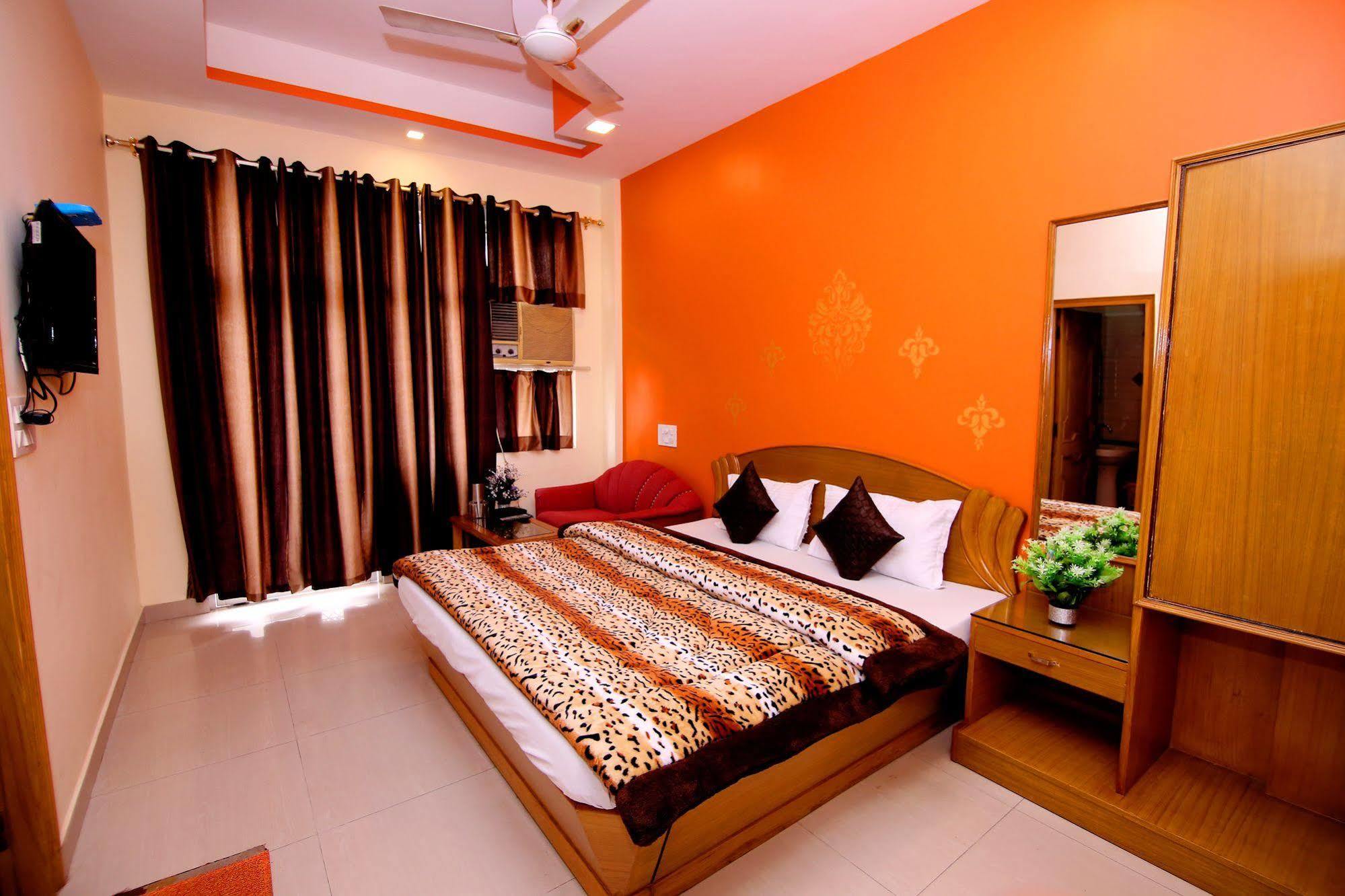 Hotel Sunshine Haridwār Exterior foto