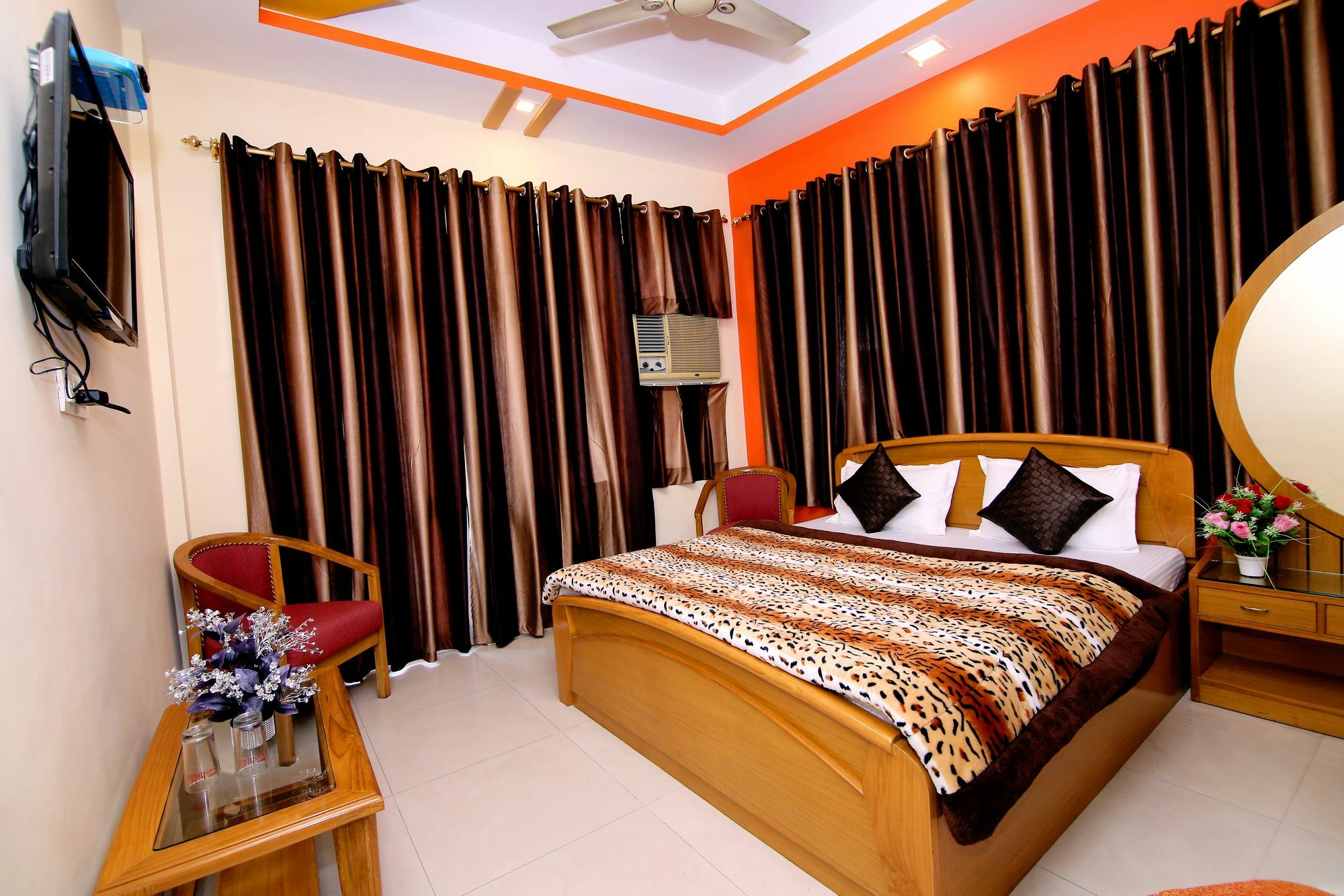 Hotel Sunshine Haridwār Exterior foto